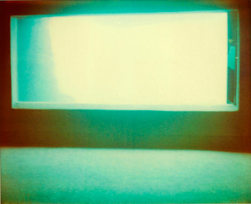 /media/stay/2116aquarium_empty.jpg