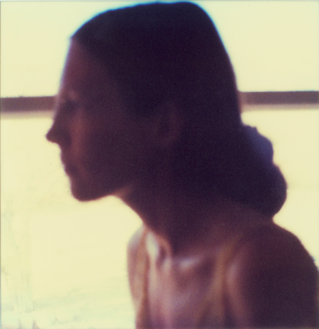 06c_441_steffi_vor_spiegel.jpg